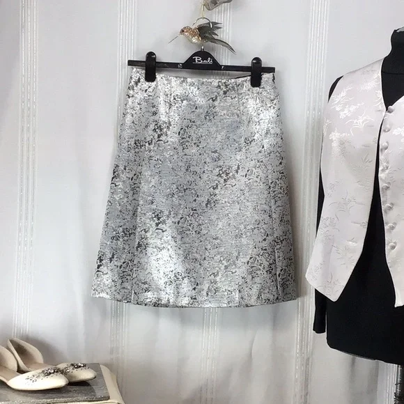 🪞Ellen Tracy Silver Metallic A-Line Knee Length Lined Back Zip - Picture 9 of 9